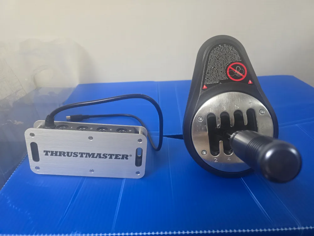 Thrustmaster 레이싱 휠셋