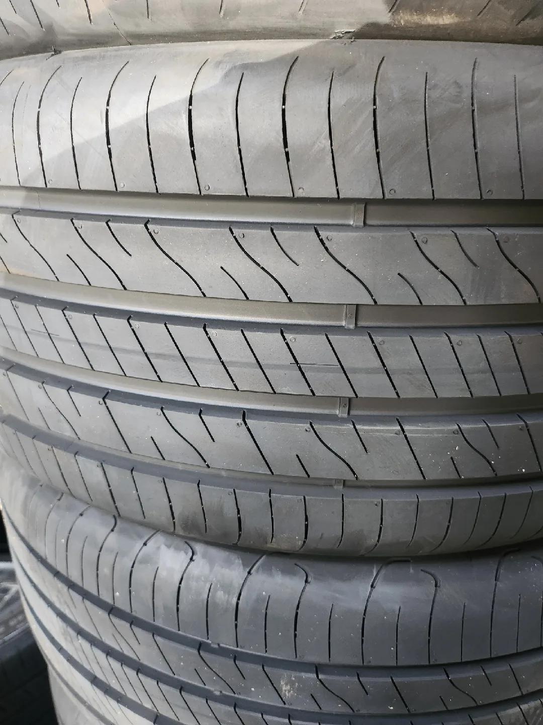 245/45R18 중고 타이어 K8임시번호판타이어