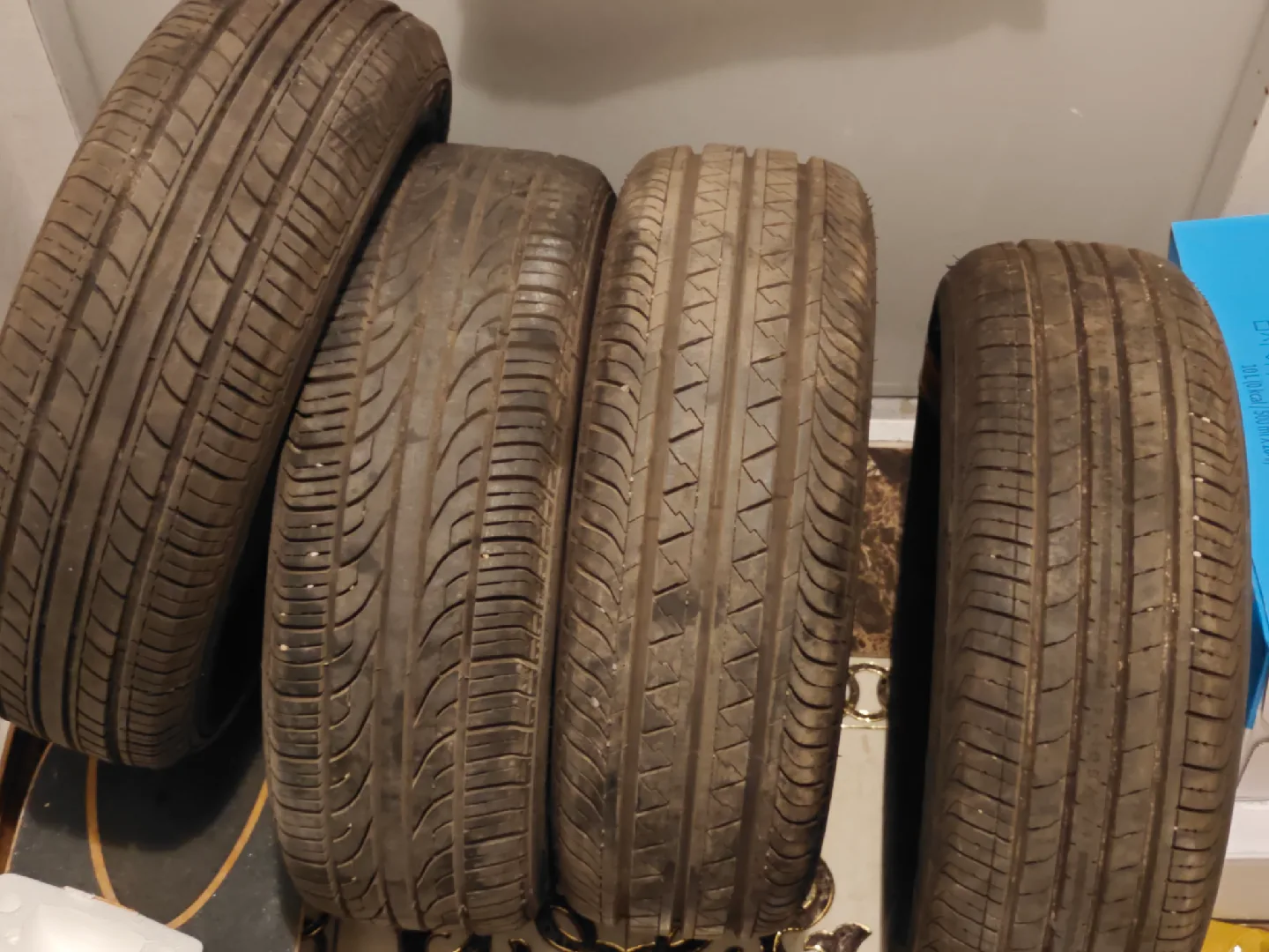 175/60R14 중고 타이어 4개