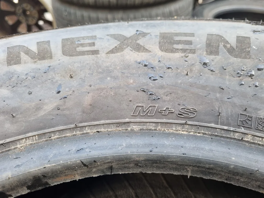 중고타이어 215/70R15 한대분