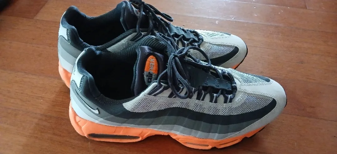 중고 나이키 에어맥스 95   300사이즈