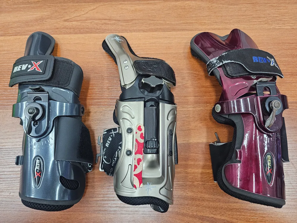 중고볼링아대팝니다 코브라2 몽구스1(오른손)