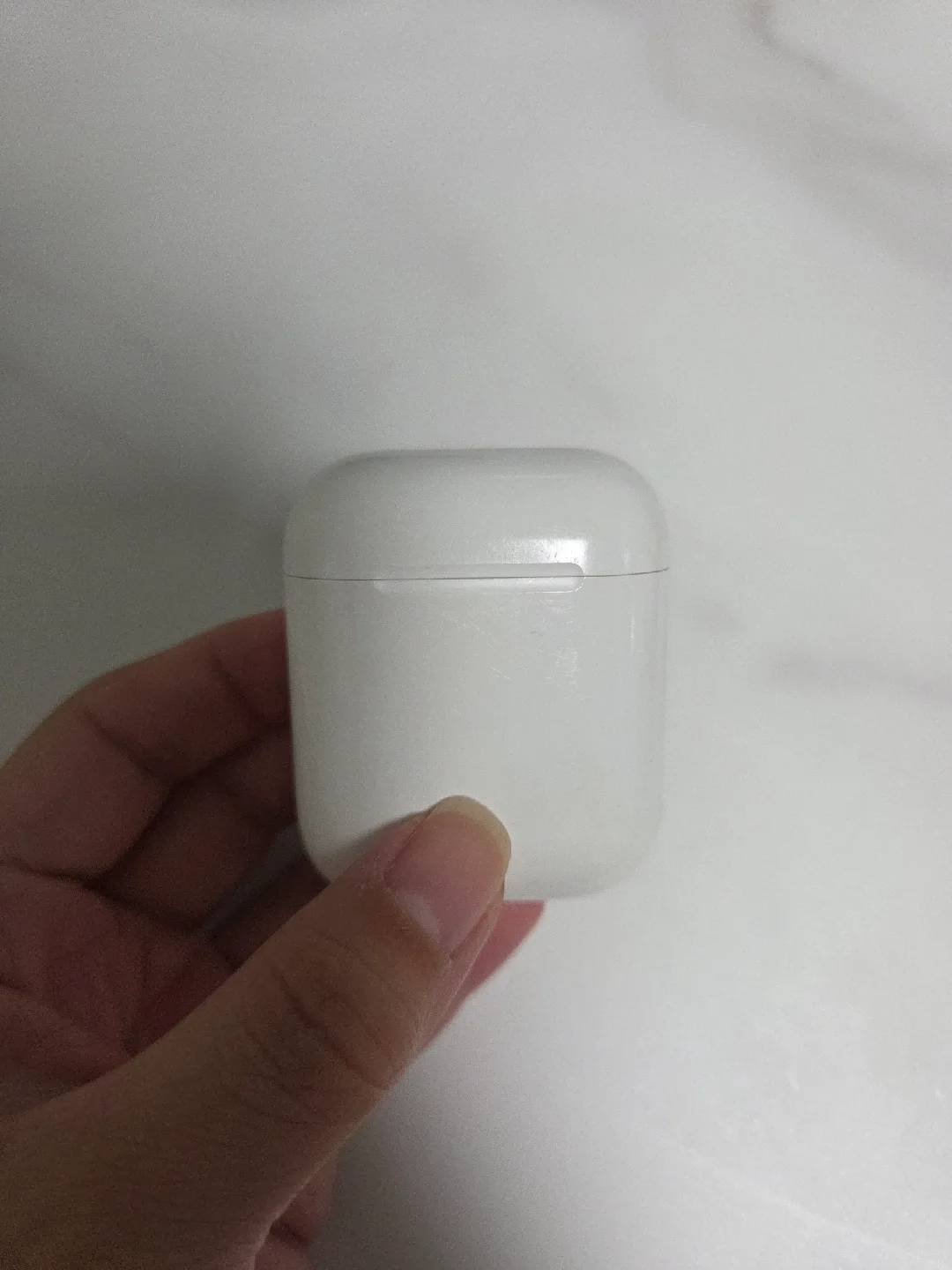 에어팟 2세대 본체