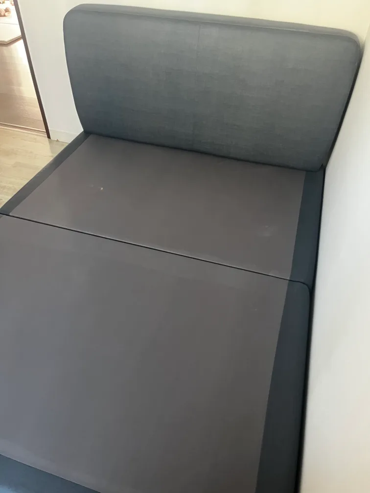 남색 침대 프레임 판매합니다.(중고)