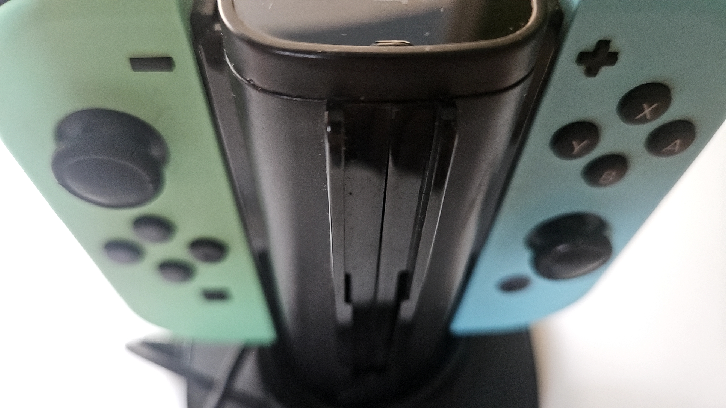 조이트론 닌텐도 스위치 충전독