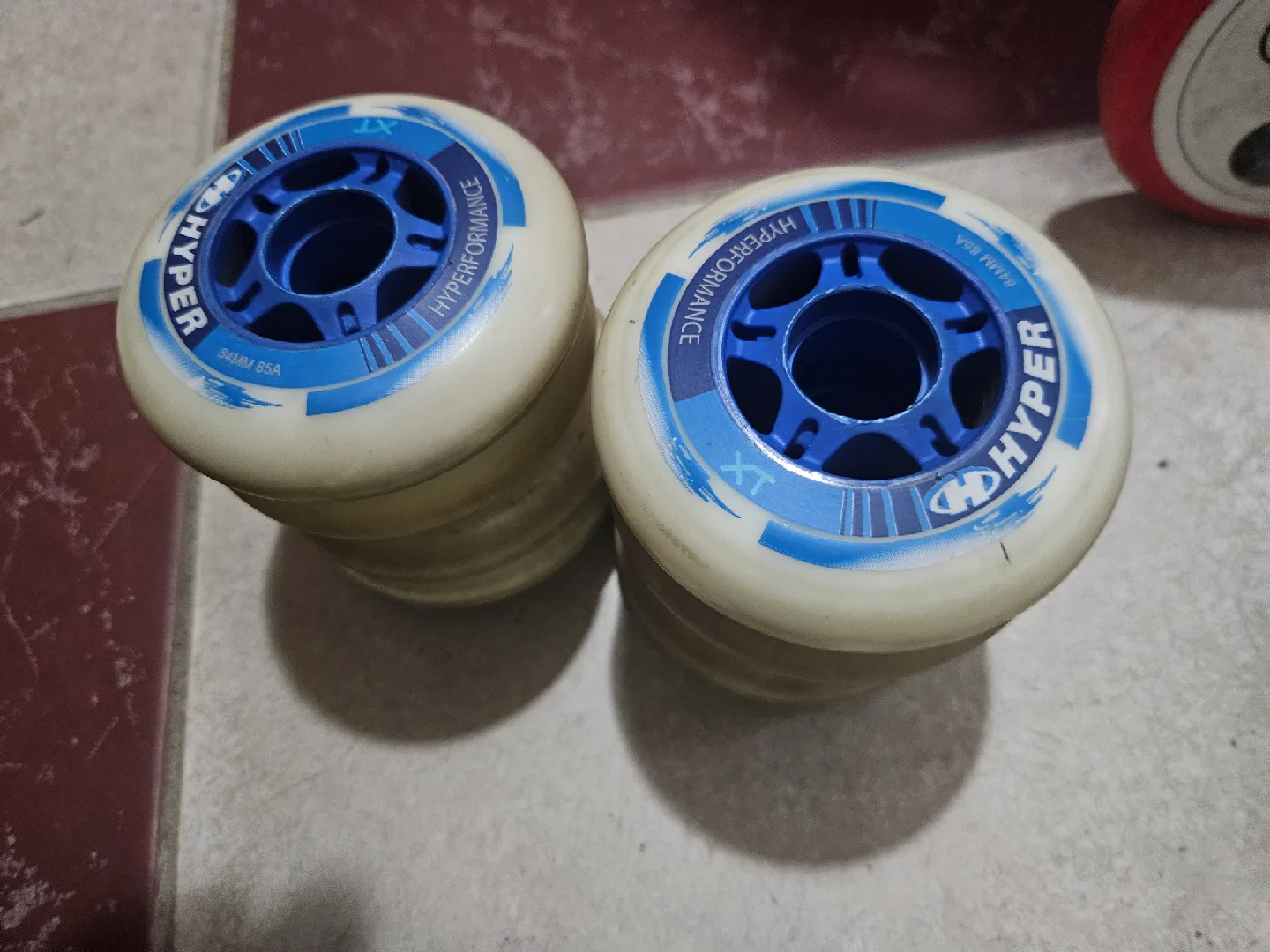 Hyper XT 84mm 인라인 휠