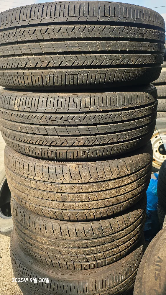 215/45R17 한국 타이어 중고