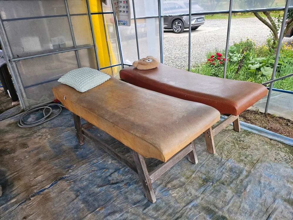 중고 마사지 베드 2개