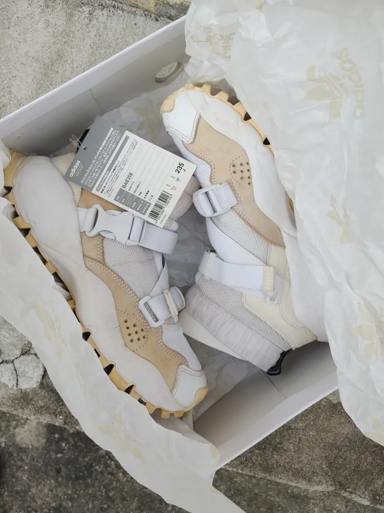 아디다스×하이크seeulater