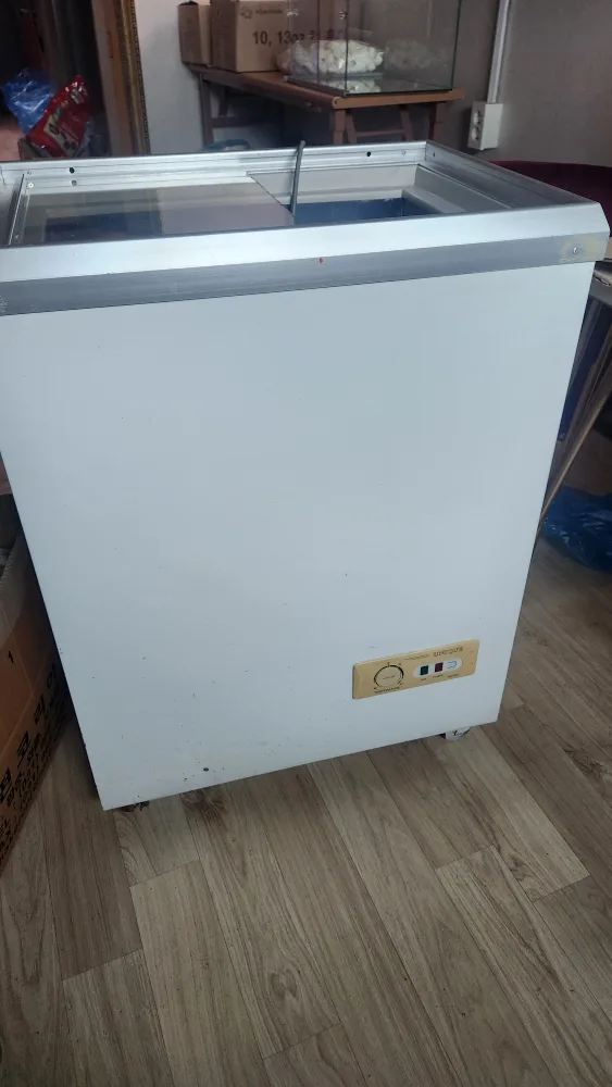 냉동고판매합니다.