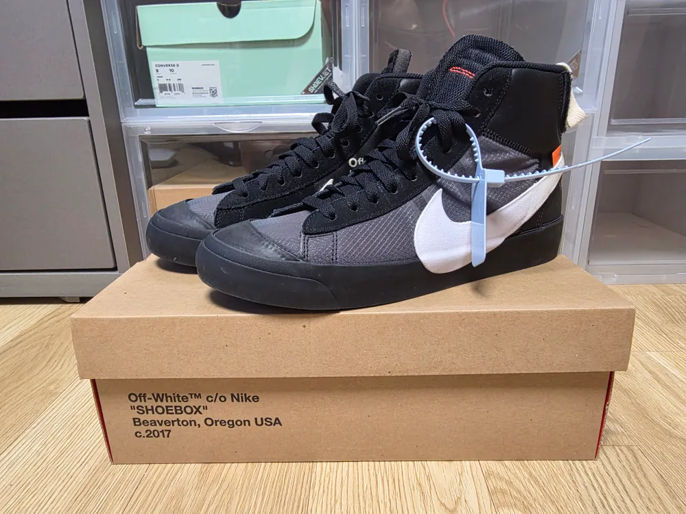 오프화이트 x 나이키 블레이저 블랙 (265, 중고)