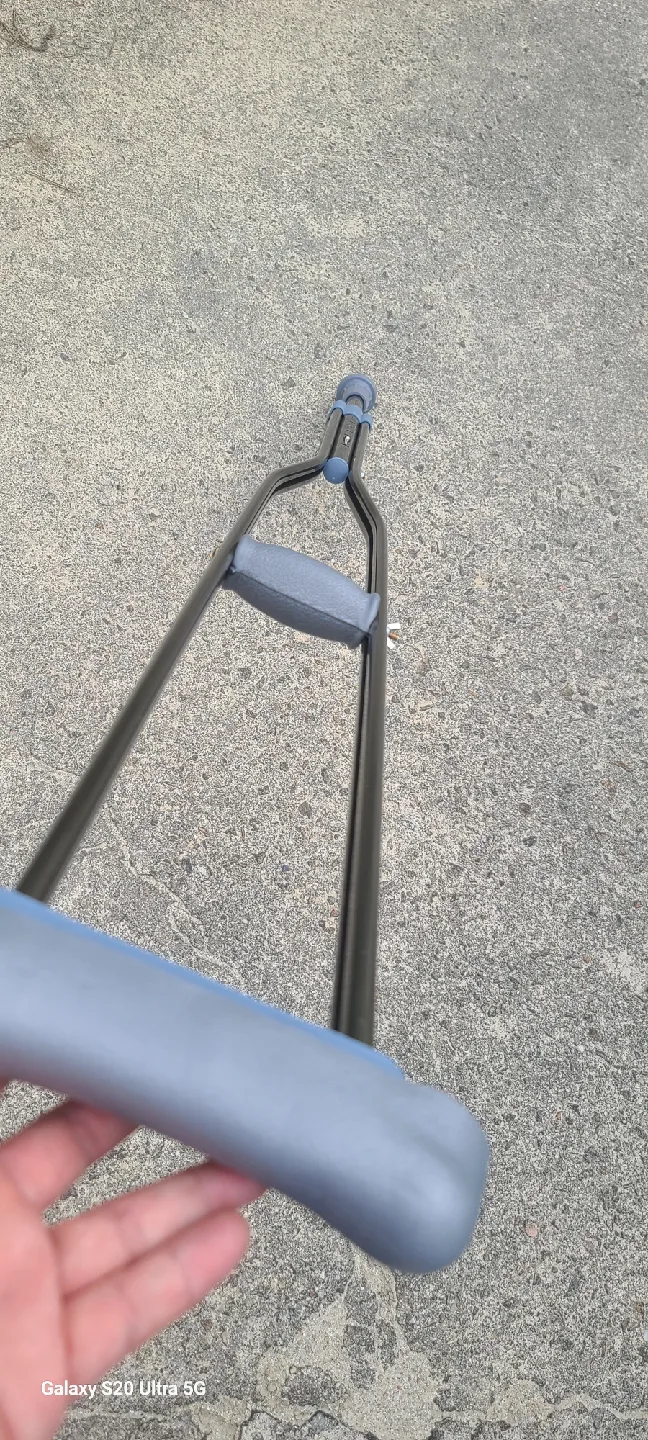 중고 지팡이 (목발)