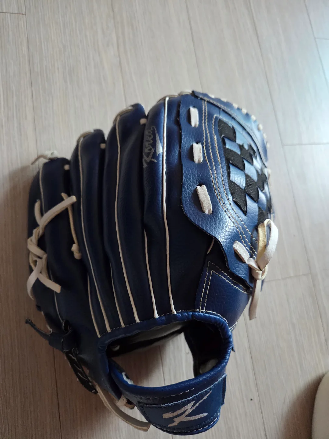 (중고)야구 글러브팝니다.(아동용2개 함께드려요)