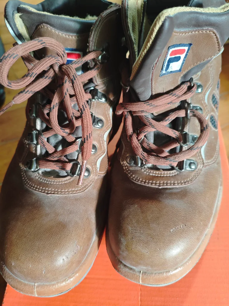 필라 안전화 250mm 중고6000원입니다