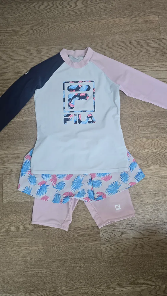 휠라 키즈 래쉬가드 세트 130/145