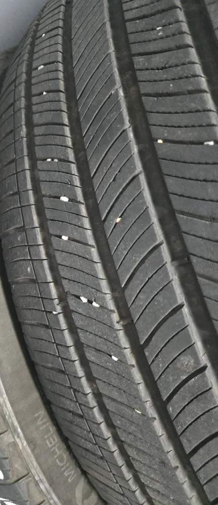 중고타이어 235 55 19