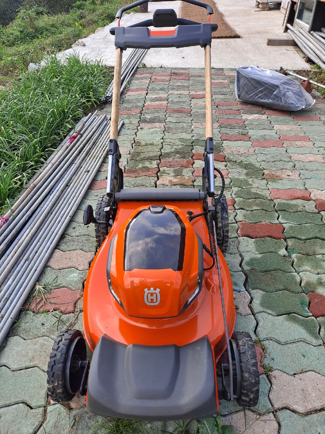 허스크바나 정품 잔디깎이 충전식