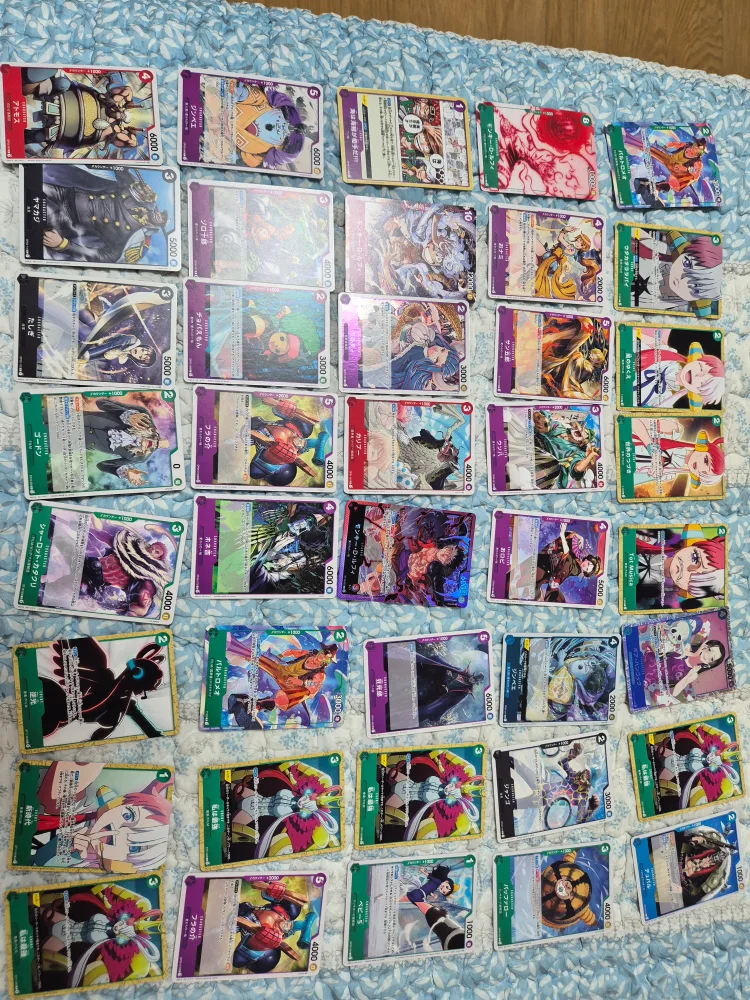 오사카에서 사온 중고 원피스 카드 게임 카드입니다