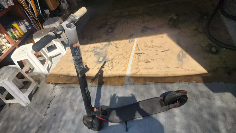 나인봇 ES-2 전동 킥보드 중고 배터리.충전기 없음