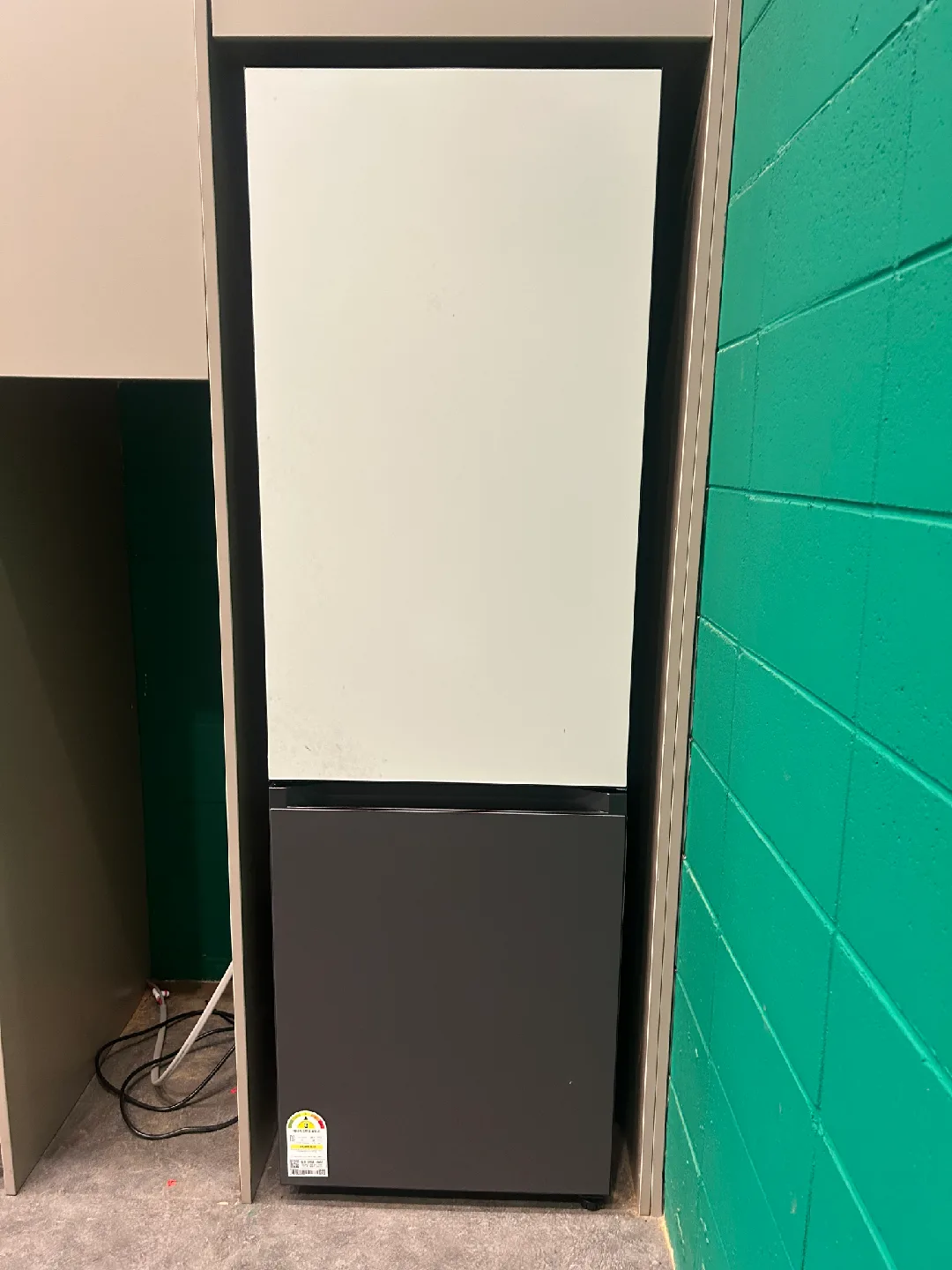 삼성비스포크 냉장고 2도어 (화이트/그레이)