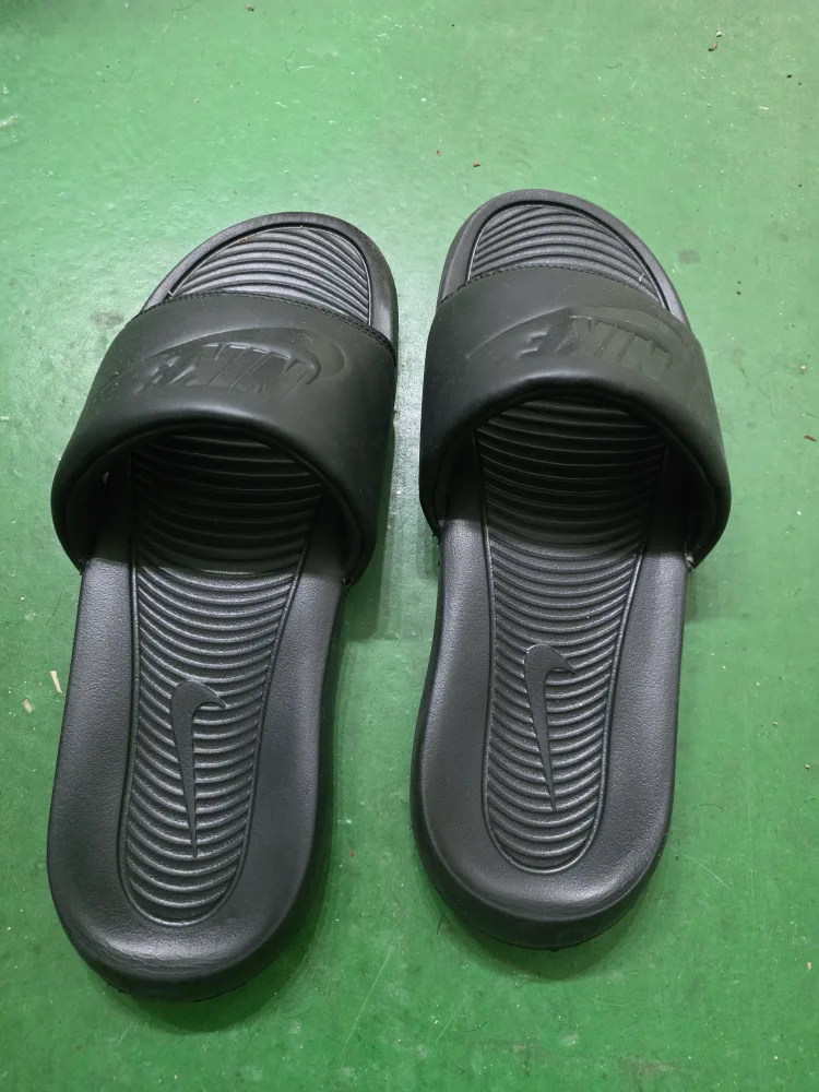 (화북)중고 정품 나이키 슬리퍼 (검정)