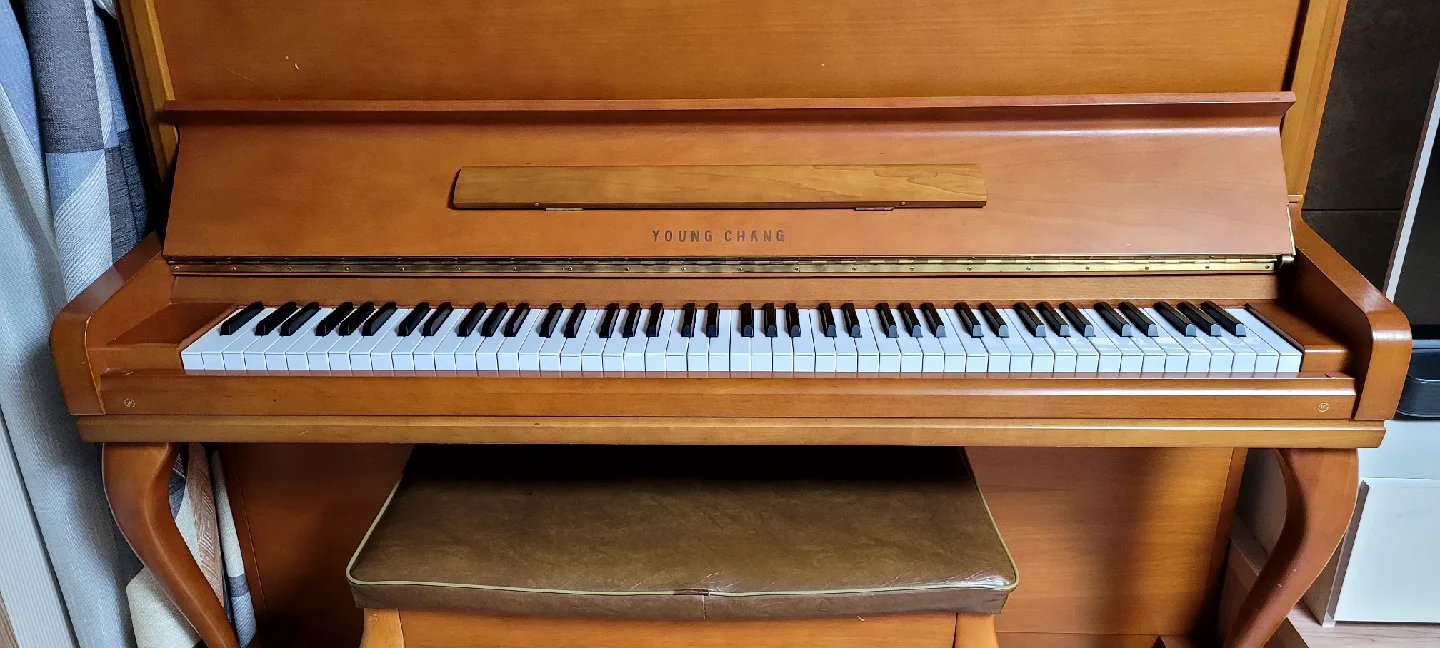 영창 중고 피아노