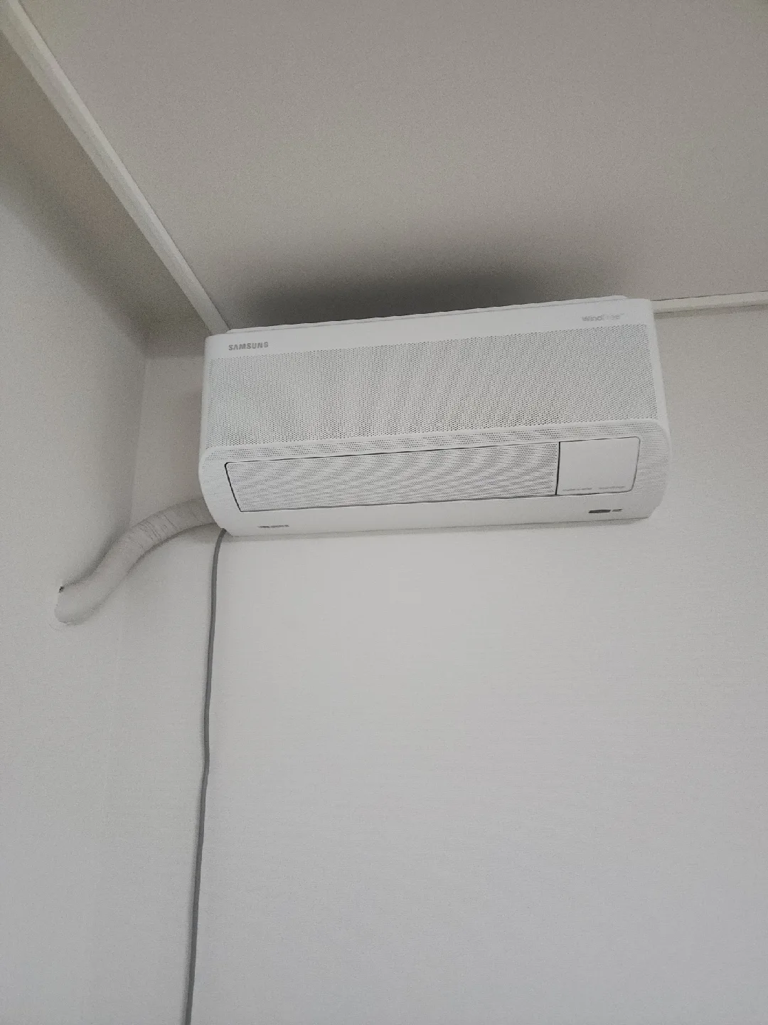 삼성 무풍 에어컨 AR07C9150HZN