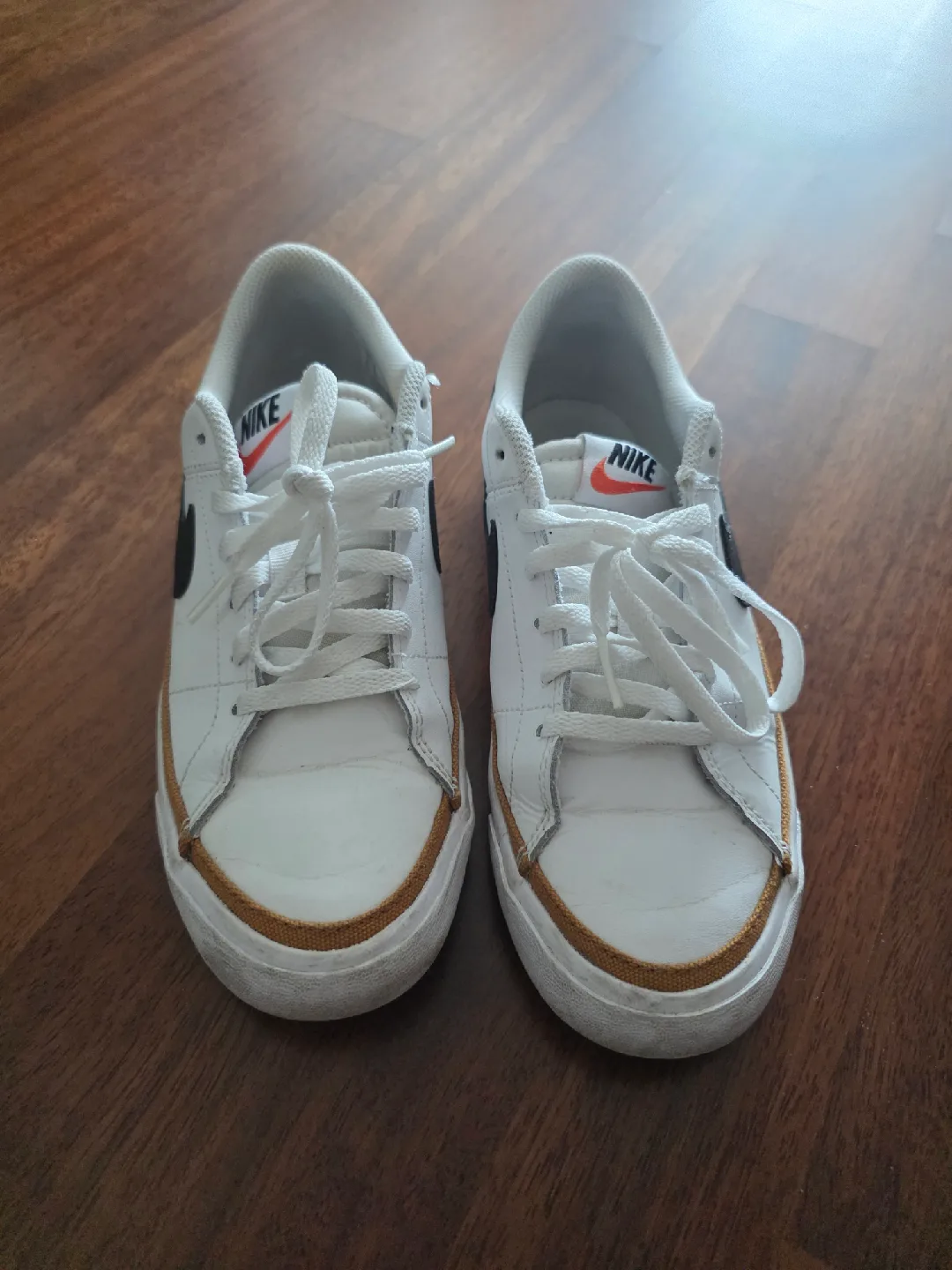 나이키 운동화 235 중고 코트레거시 (230~235 추천)