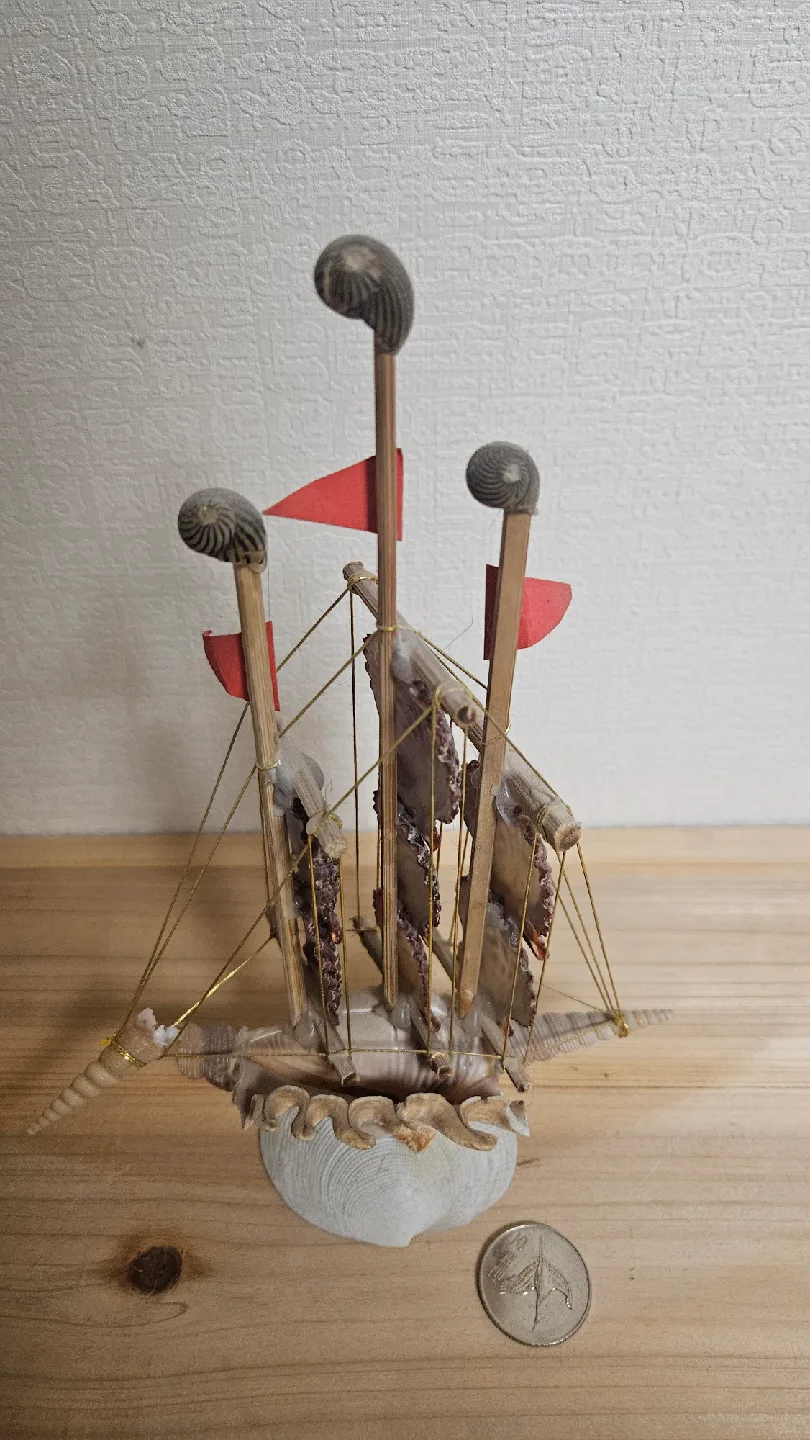 전시용 조개로 만든 배 모형 중고판매합니다