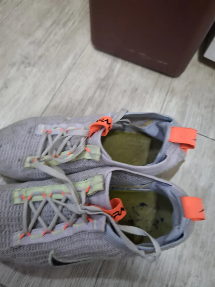 나이키 베이퍼맥스 중고