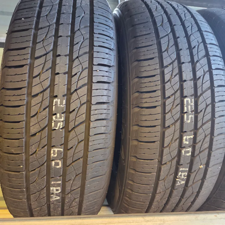 금호 크루젠 HP71 235 60 18 A+급 중고타이어