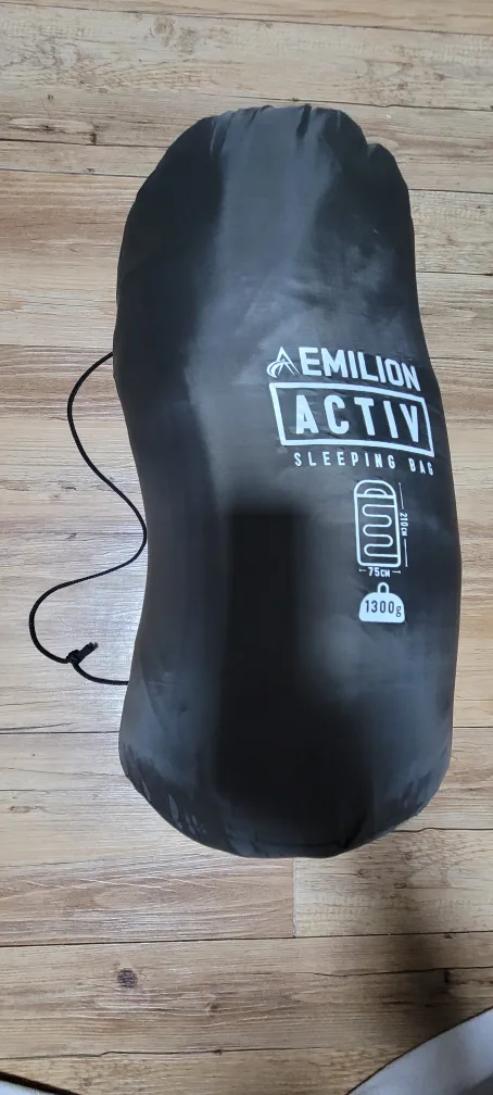 에밀리온 ACTIV 침낭 중고 팝니다