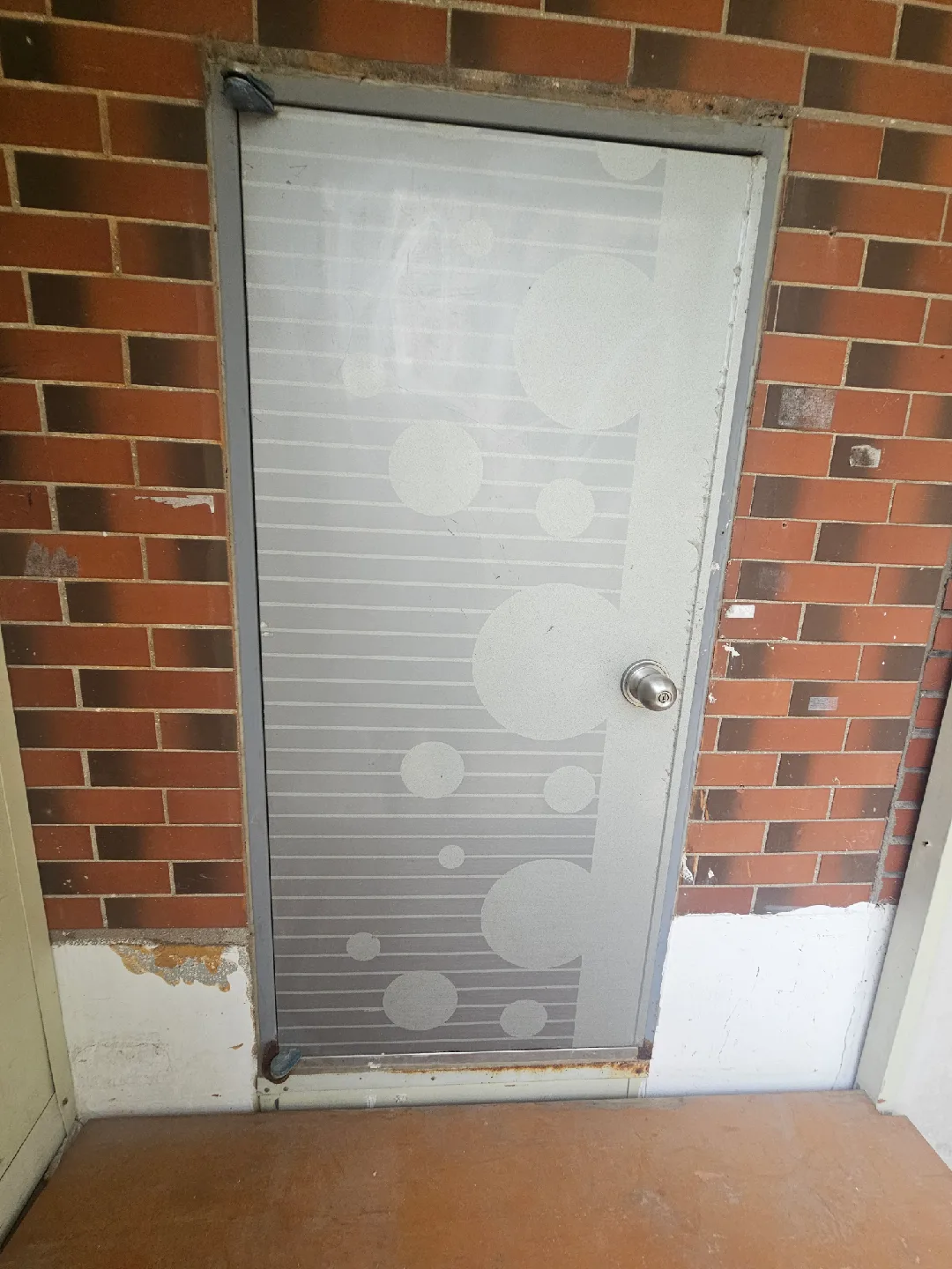 중고 문 판매합니다