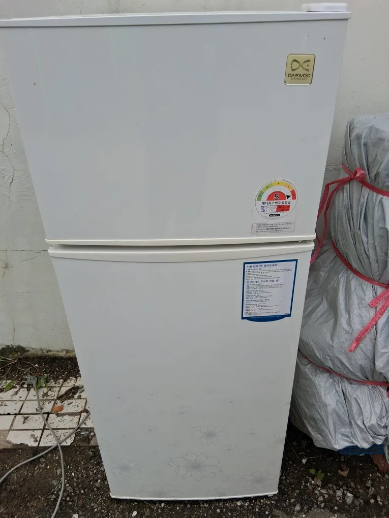 신품 같은 중고 대우110L 2도어 냉장고