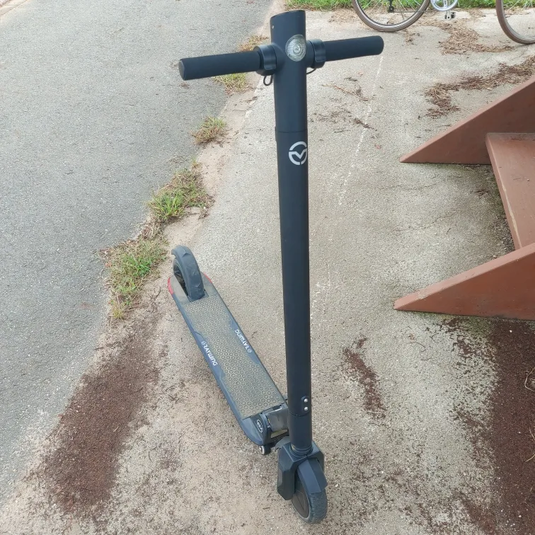 레이윙 전동킥보드 c10 중고 팝니다.