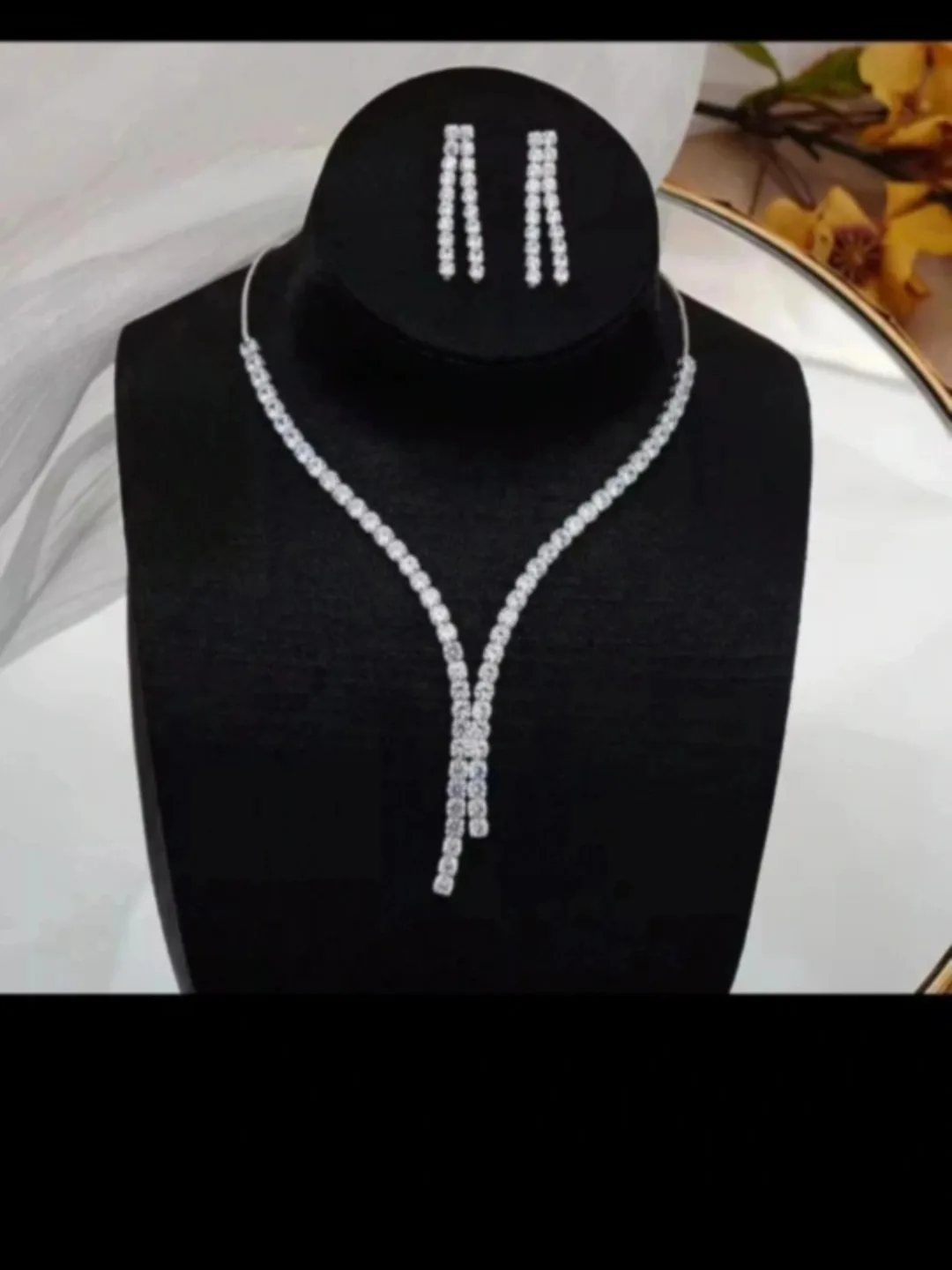 새상품 클래식 다이아큐빅 목걸이 +귀걸이세트