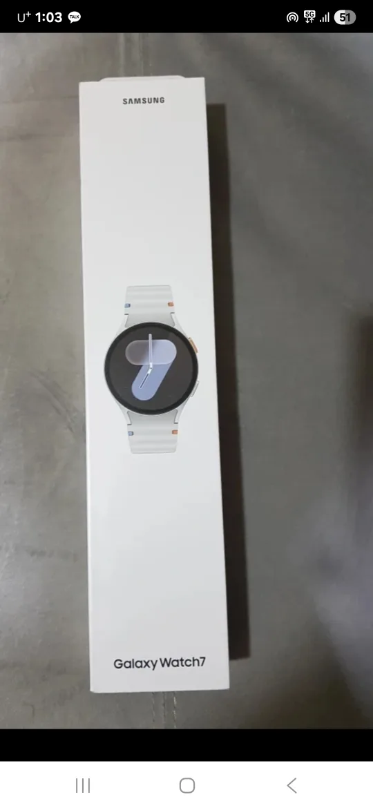 갤럭시 워치7 (미개봉) 실버 44mm  또는 중고 2개사요