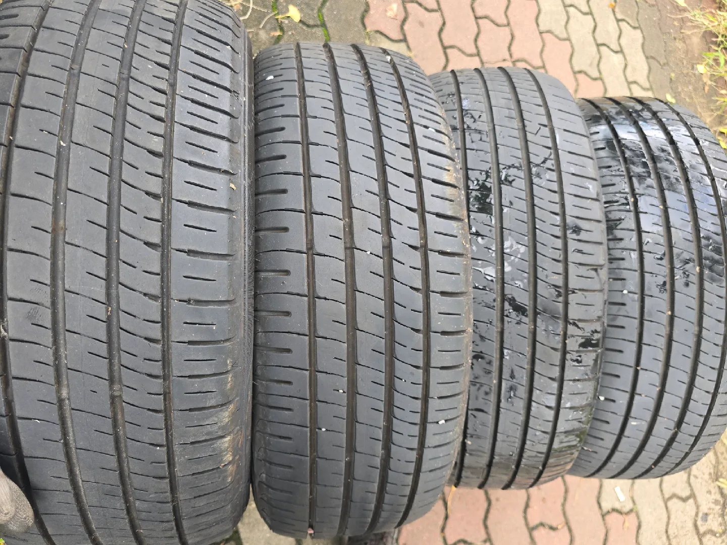 Dunlop 225/55R17 중고 타이어 4개