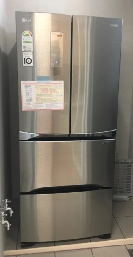 중고 김치냉장고 엘지제품!