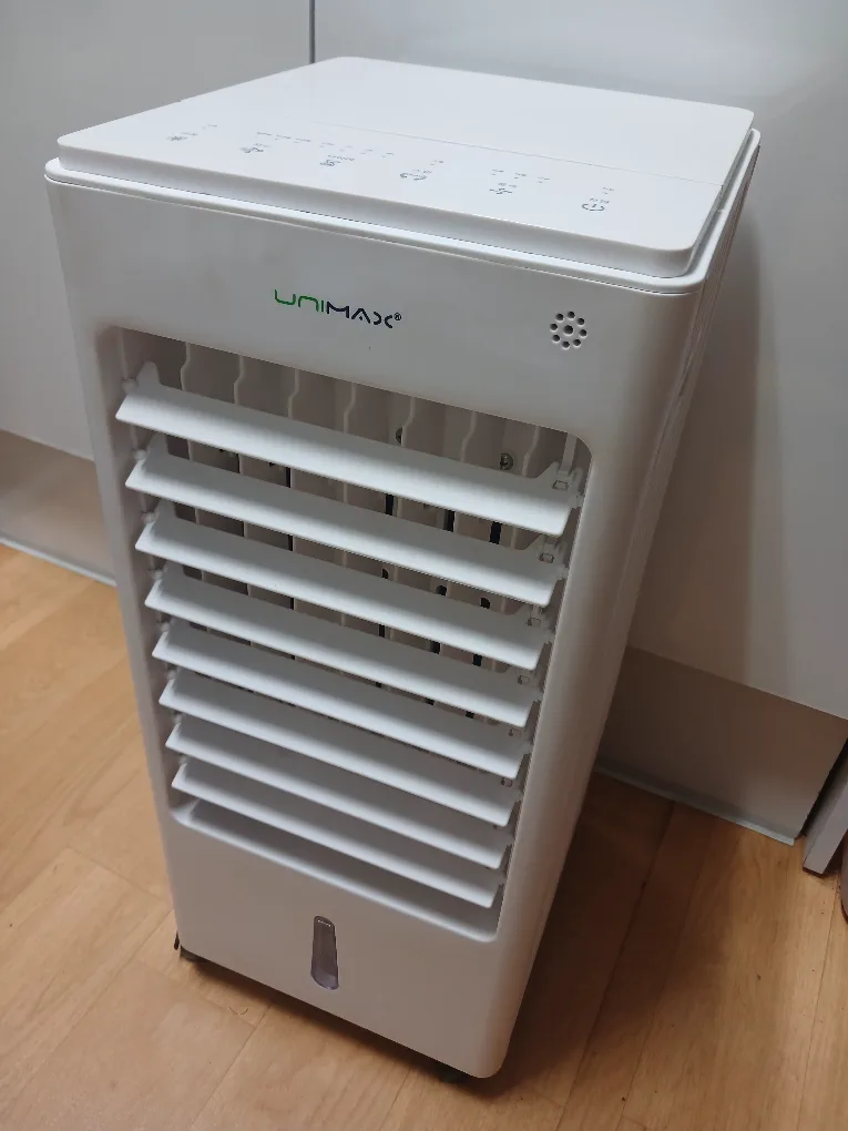 깨끗하고 시원한 유니맥스 냉풍기 UMI-FL2038R