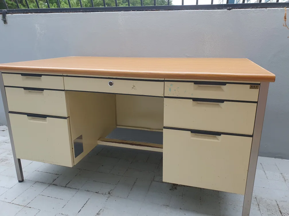 중고 사무용 책상