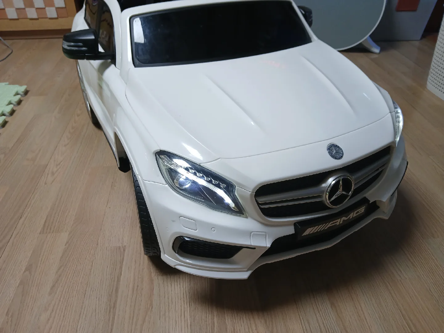 벤츠 AMG 아동용 전동 자동차 판매합니다