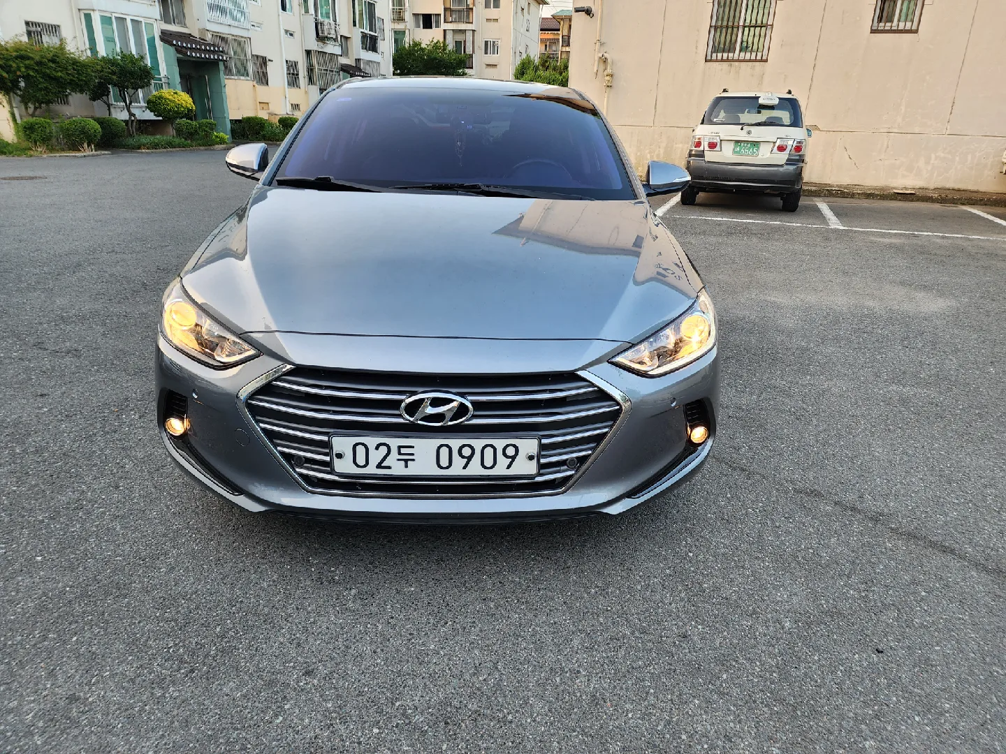 현대 엘란트라 차량