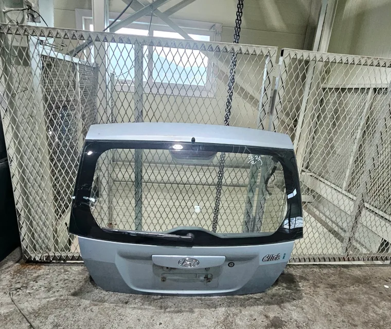 현대 클릭 트렁크 빽도어 자동차중고부품 부품잇슈