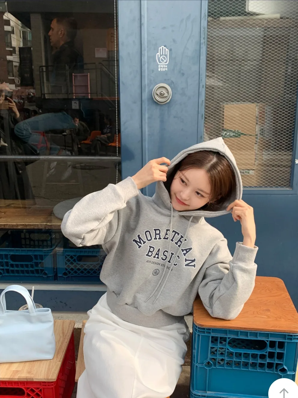 아뜨랑스 크롭 후드티 FREE 새제품