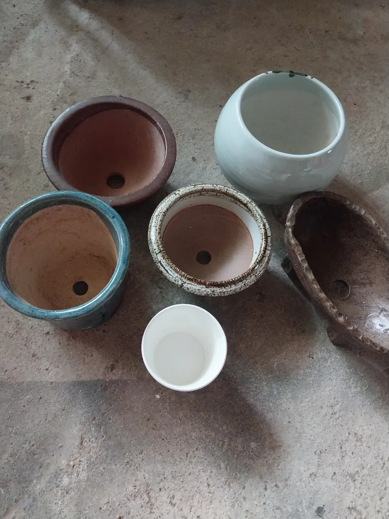 도자기수제토분7종 2개만 중고나머지는. 새것임