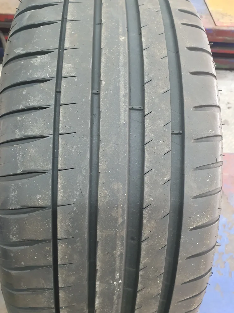 미쉐린 PS4 225/40 ZR18 타이어 중고2본