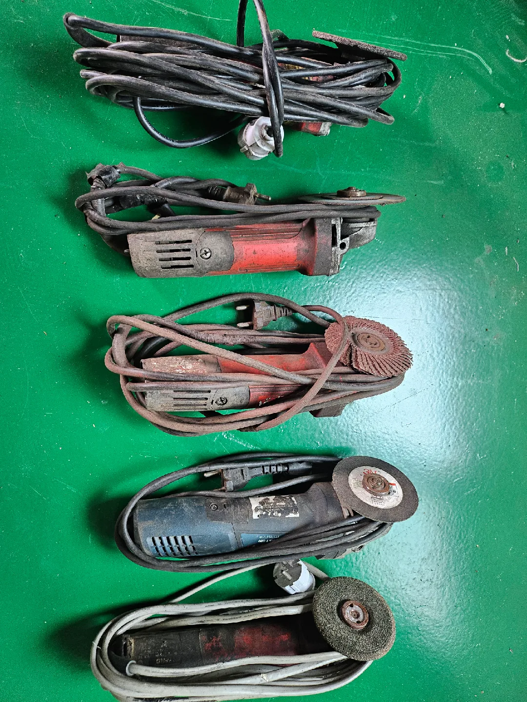 중고 앵글 그라인더 5개