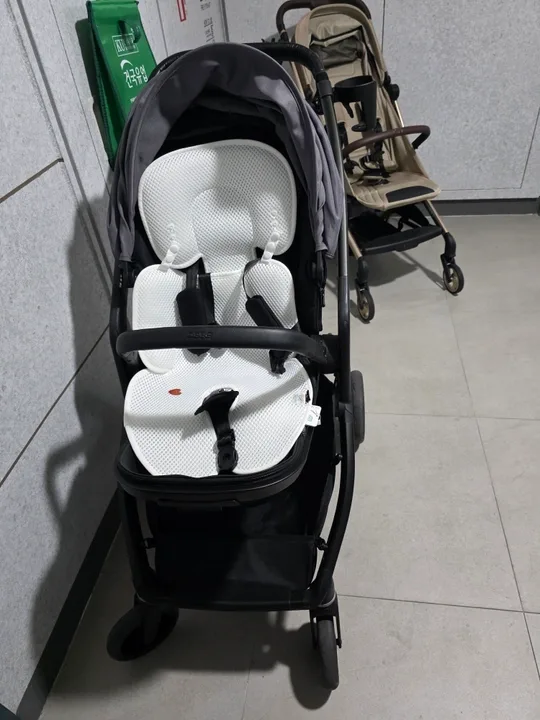 시크 플립 유모차 그레이