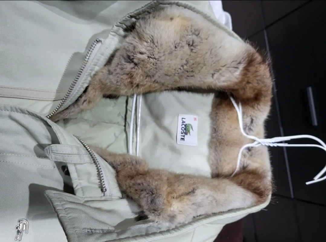 라코스테 밍크퍼 패딩 팝니다